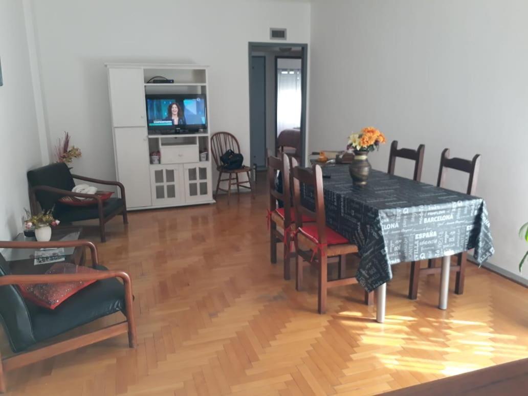 Apartamento Lautaro Lägenhet Buenos Aires Exteriör bild
